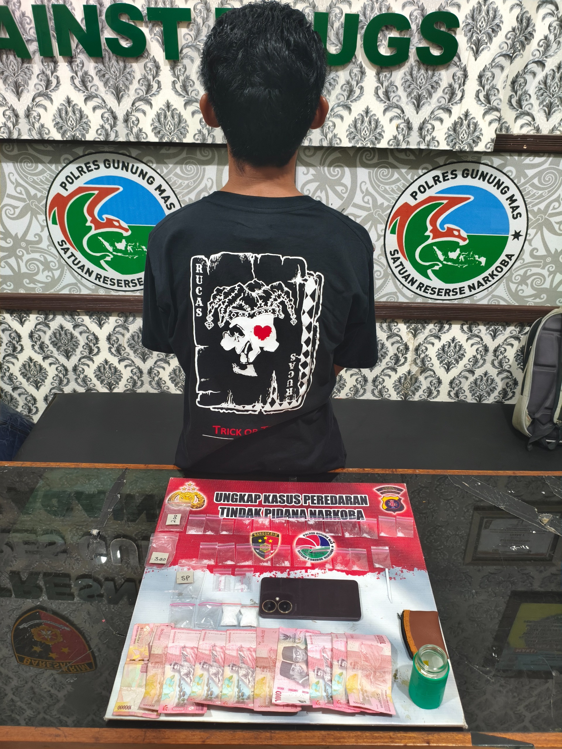 Satresnarkoba Polres Gunung Mas Amankan Terduga Pengedar Sabu di Mihing Raya, 27 Paket Diduga Narkotika Disita