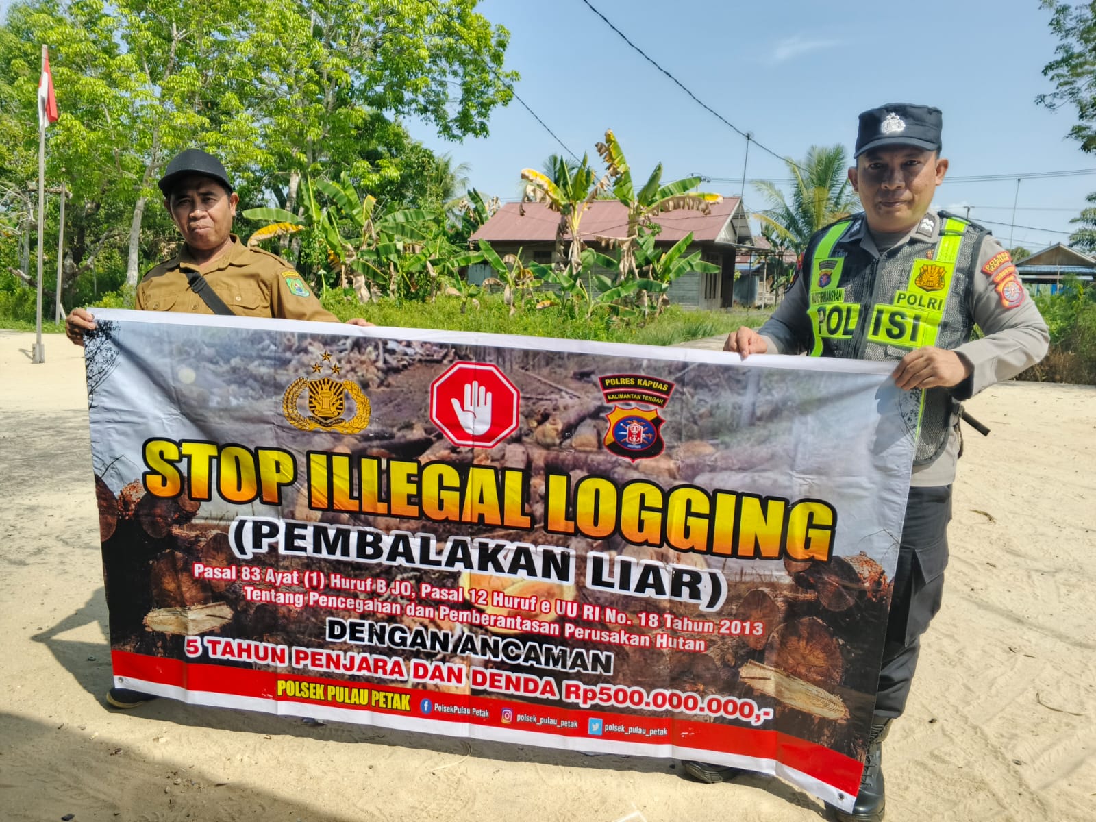 PERSONIL POLSEK PULAU PETAK LAKSANAKAN PATROLI DIALOGIS KE DESA-DESA WILAYAH KECAMATAN PULAU PETAK