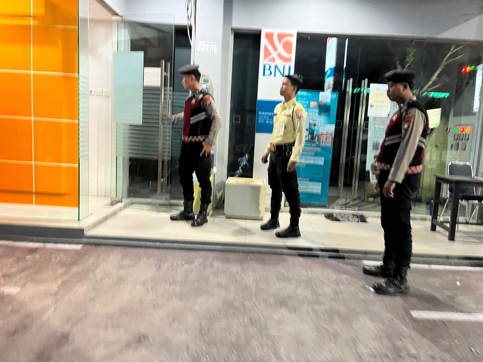 Cegah Kejahatan pada Jam Rawan, Sat Samapta Polres Sukamara Intensifkan Patroli Malam di Area Perbankan